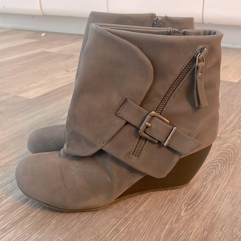 Grey blowfish ankle booties